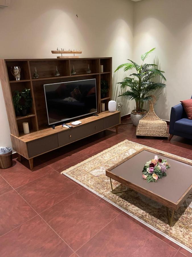 شقه عائليه بمدخل خاص Apartment *